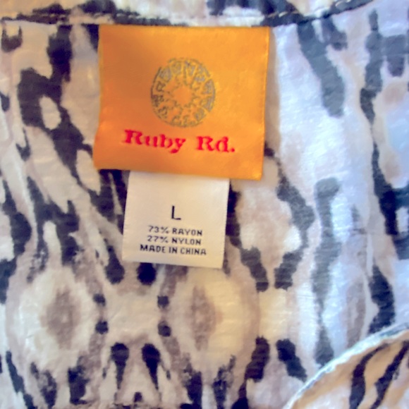 Ruby Rd. Sheer Blouse - Picture 6 of 7